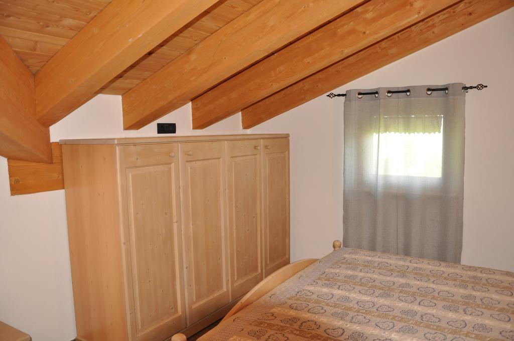 Le Foyer De La Ferme Apartment Aosta Bilik gambar