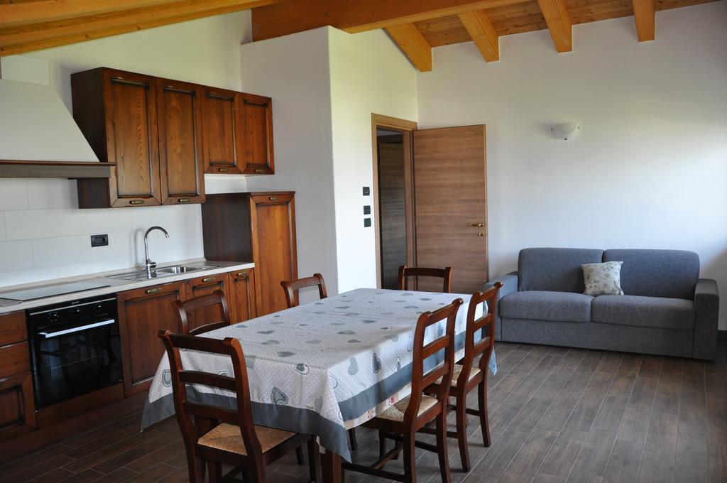 Le Foyer De La Ferme Apartment Aosta Bilik gambar
